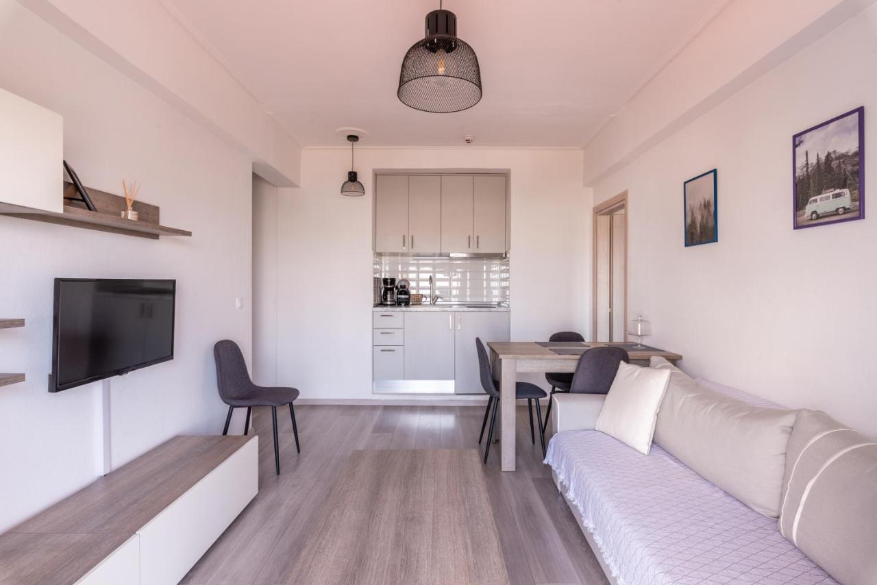 Minimalist Apartments W/ View テッサロニキ エクステリア 写真