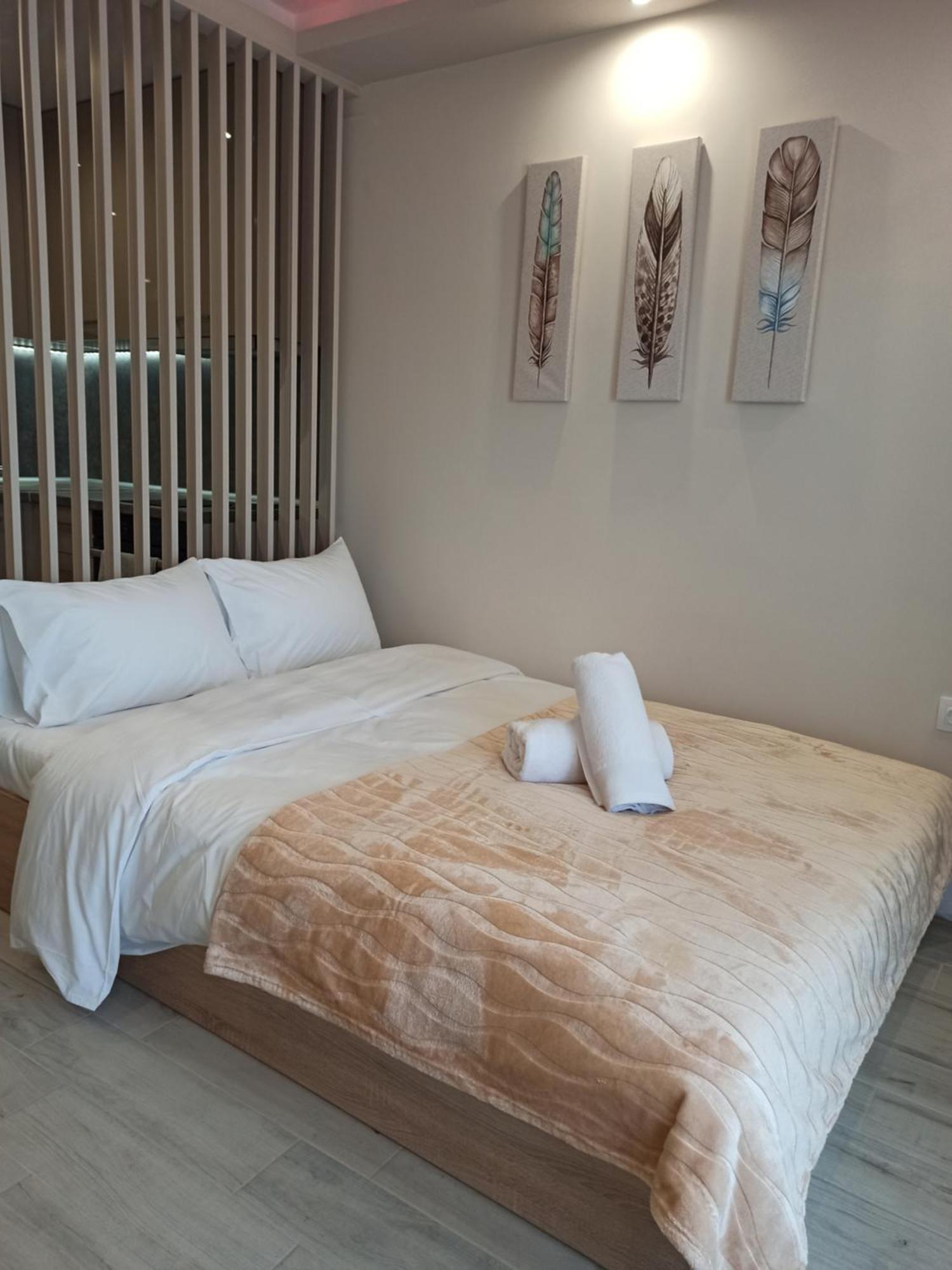 Minimalist Apartments W/ View テッサロニキ エクステリア 写真
