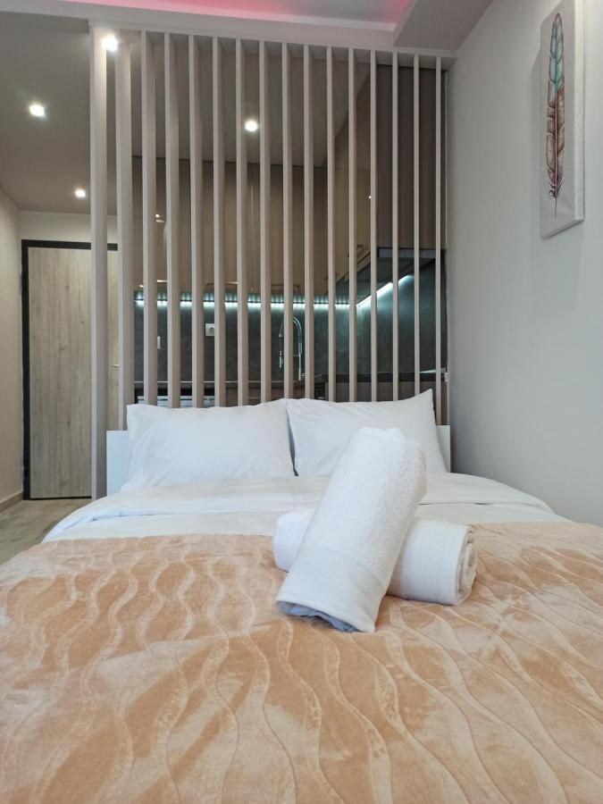 Minimalist Apartments W/ View テッサロニキ エクステリア 写真
